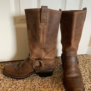 Frye Harness 12R